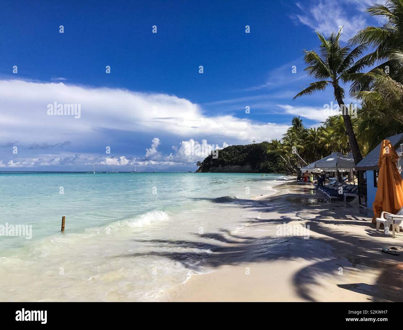 Happy skies hi-res stock photography and images - Alamy