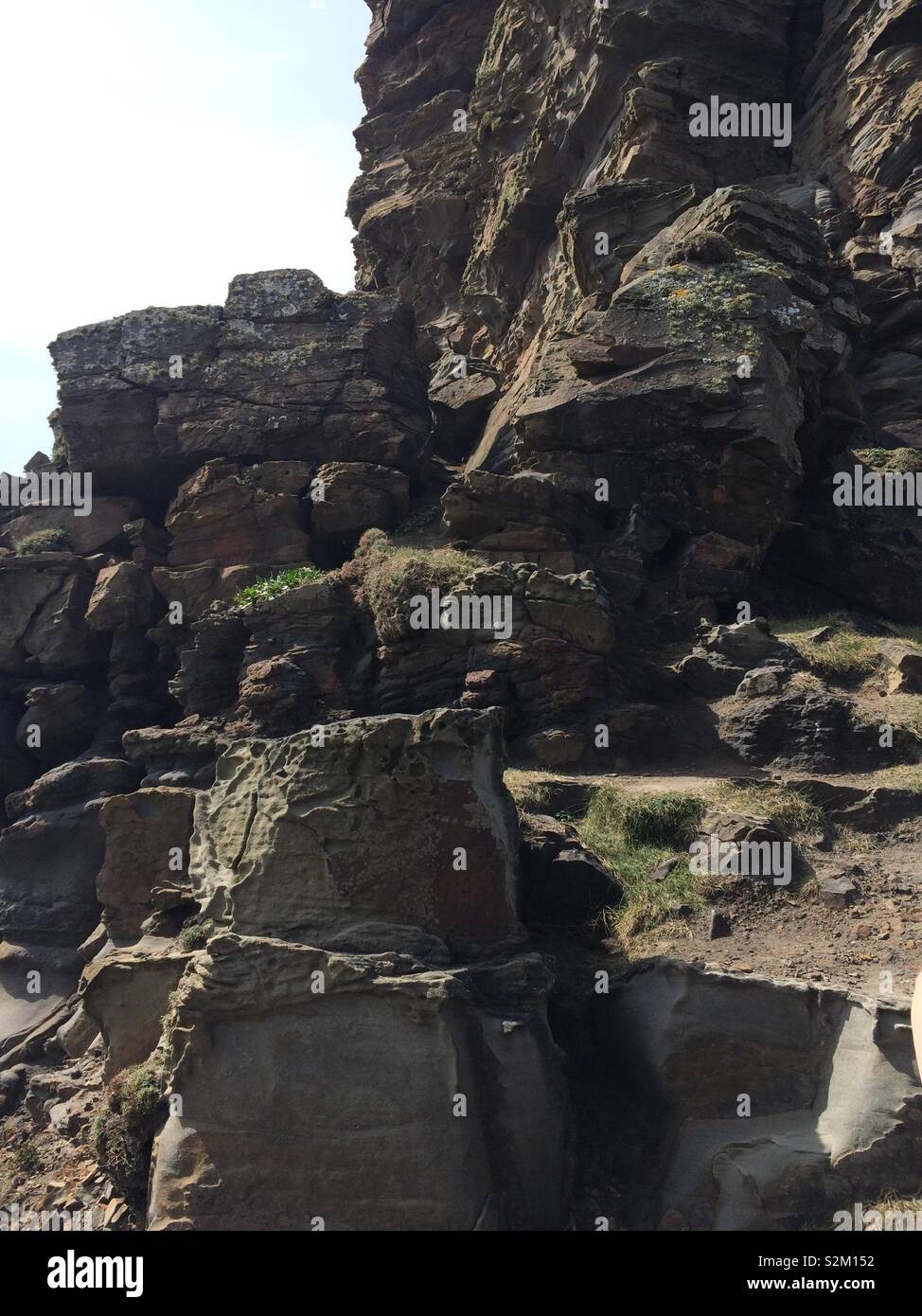 Crumbling rocks hi-res stock photography and images - Alamy