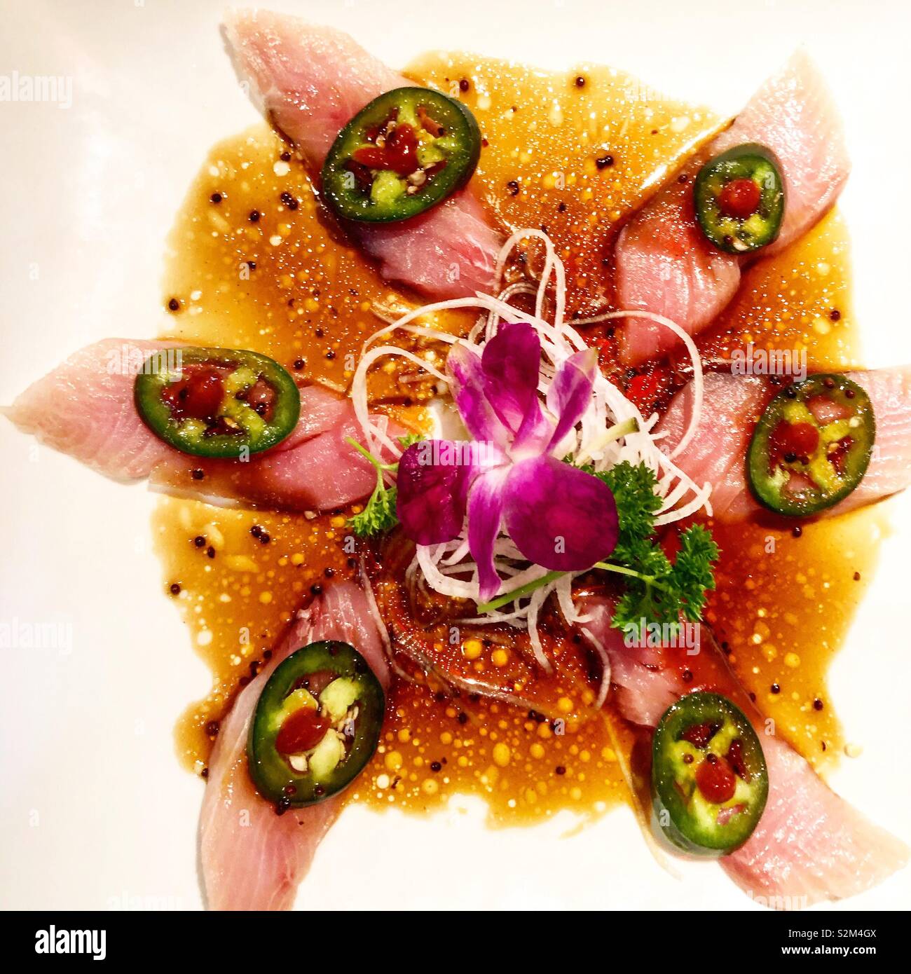 Sashimi japanese plate hires stock photography and images Alamy