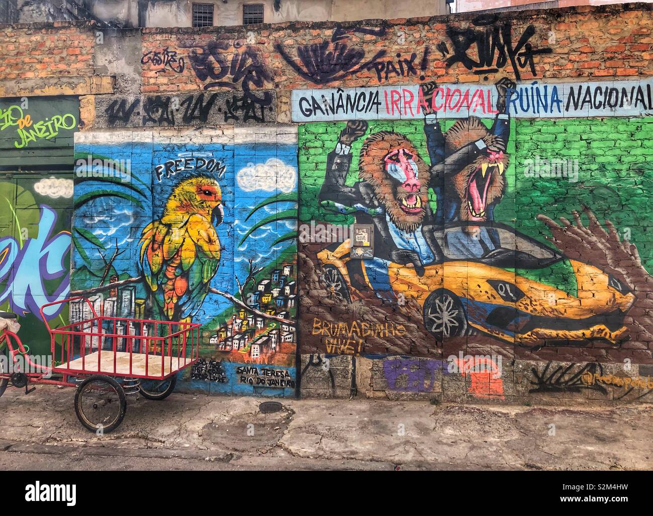 Graffiti art in rio de hi-res stock photography and images