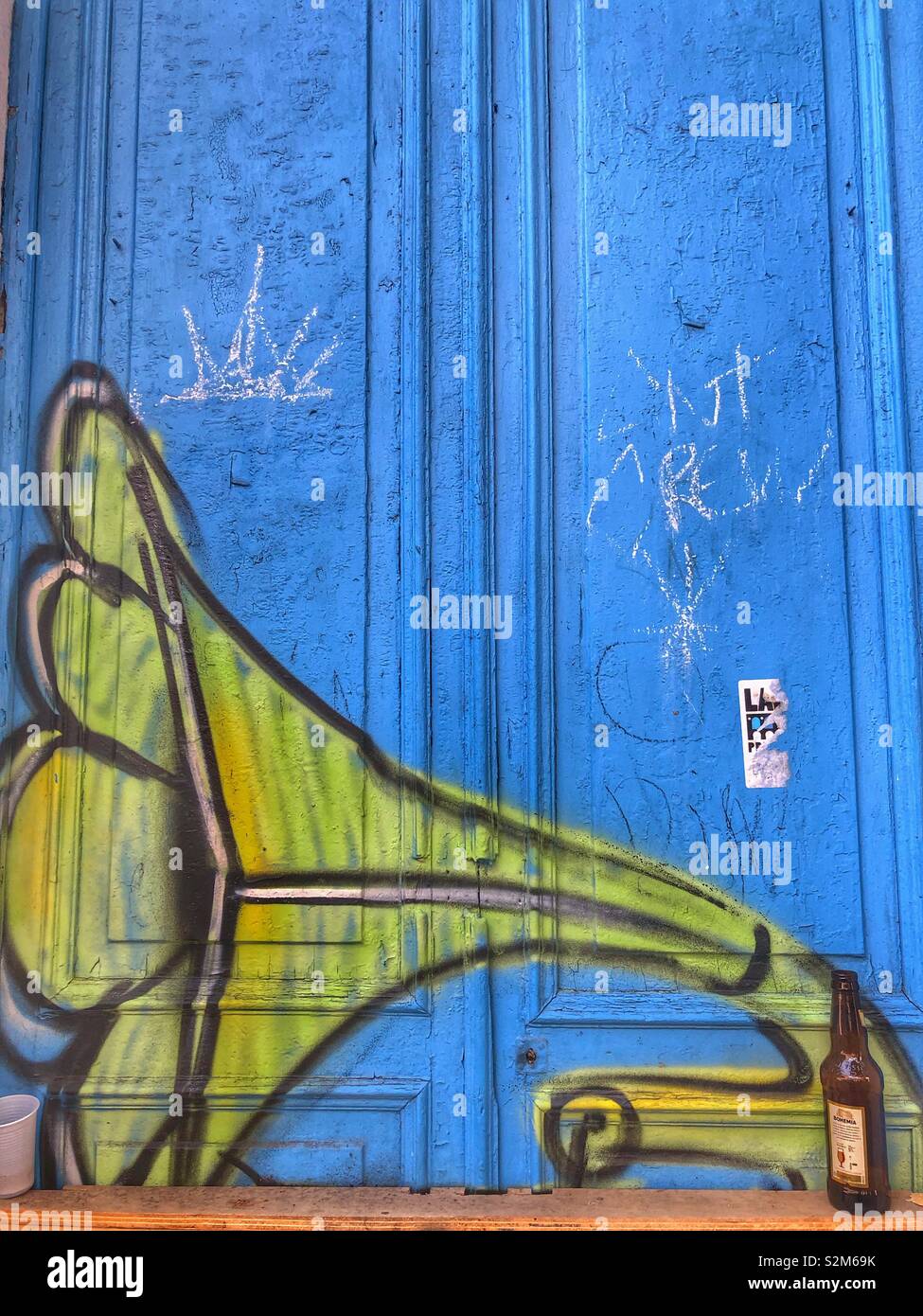 A painted gramophone, urban street art in Rio de Janeiro, Brazil. - Smartphone Captured Stock Image