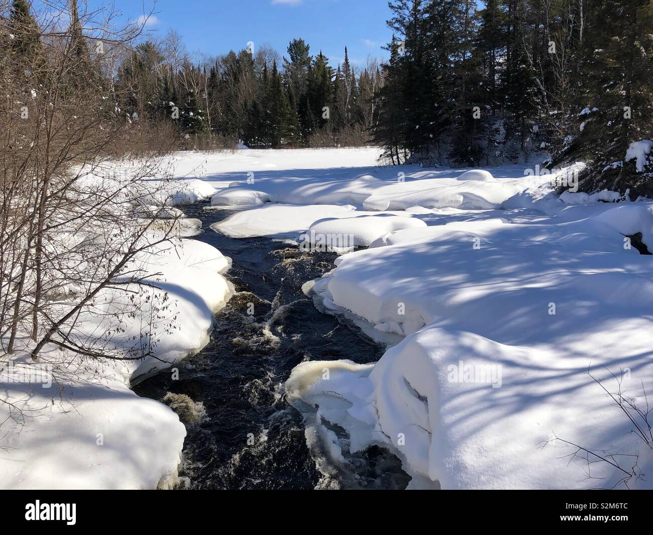 Walking By Wingra Creek In Snow >> Wisconsin Snow Stock Photos Wisconsin Snow Stock Images Alamy Walking By Wingra Creek In Snow >> Wisconsin Snow Stock Photos Wisconsin Snow Stock Images Alamy