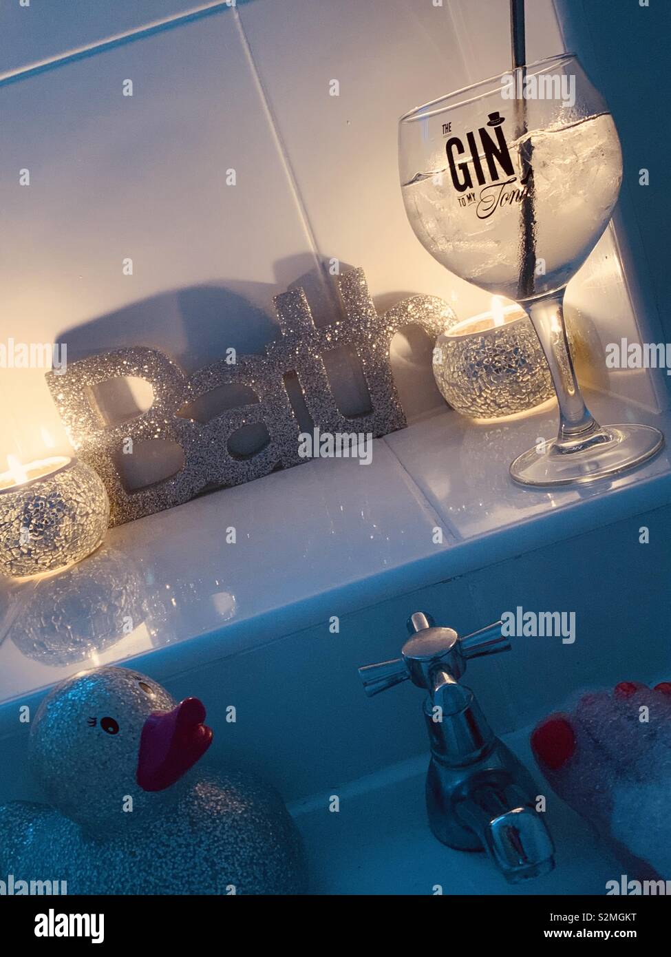 Bathtub gin in the bath Stock Photo Alamy
