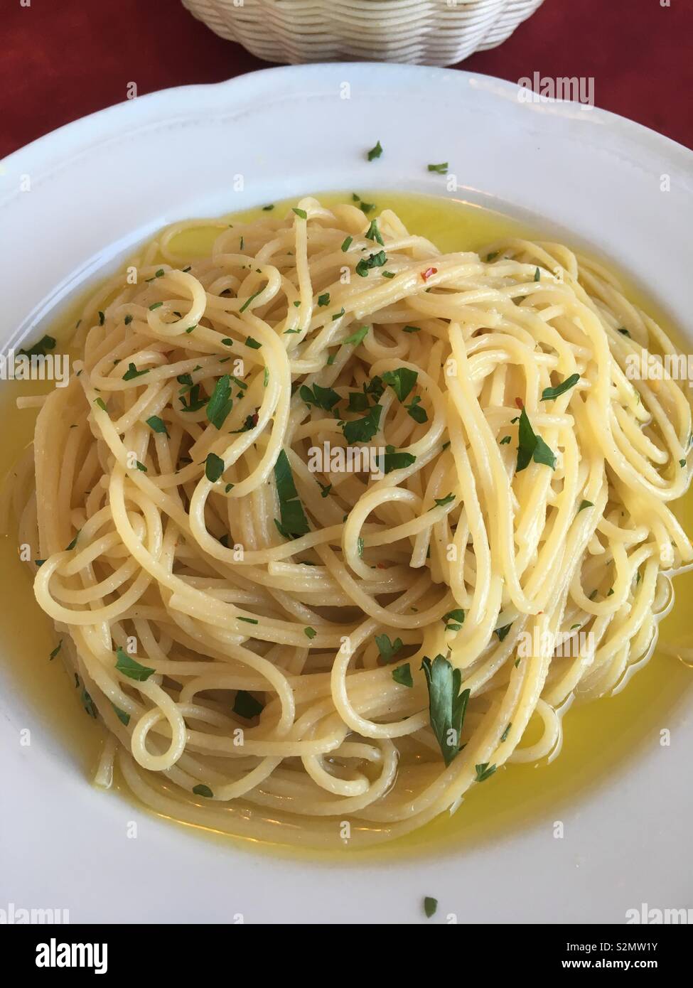 Spaghetti with garlic, chilli and oil Stock Photo Alamy