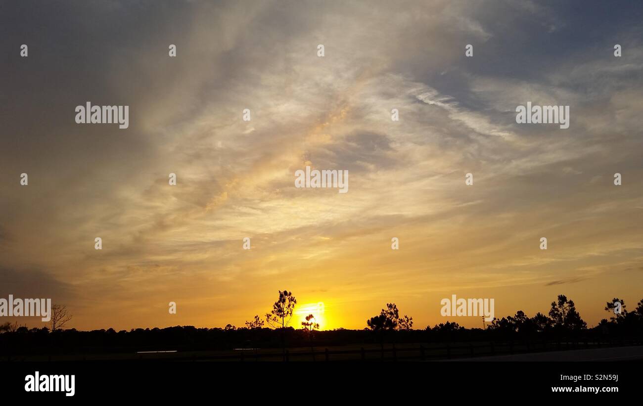Fabulous sunset hi-res stock photography and images - Alamy