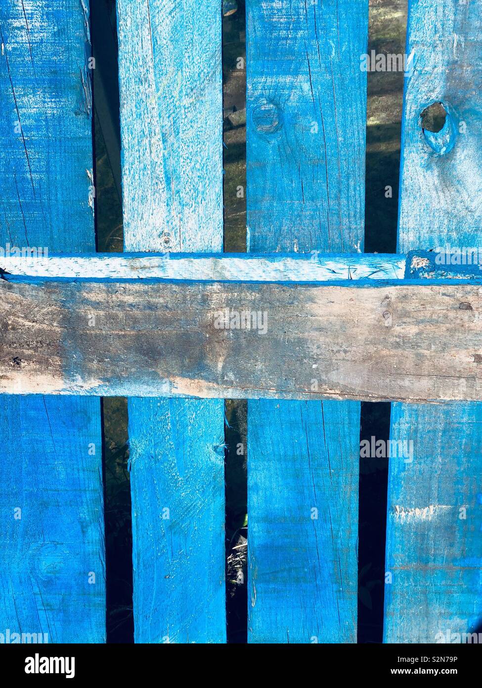Blue pallet hires stock photography and images Alamy
