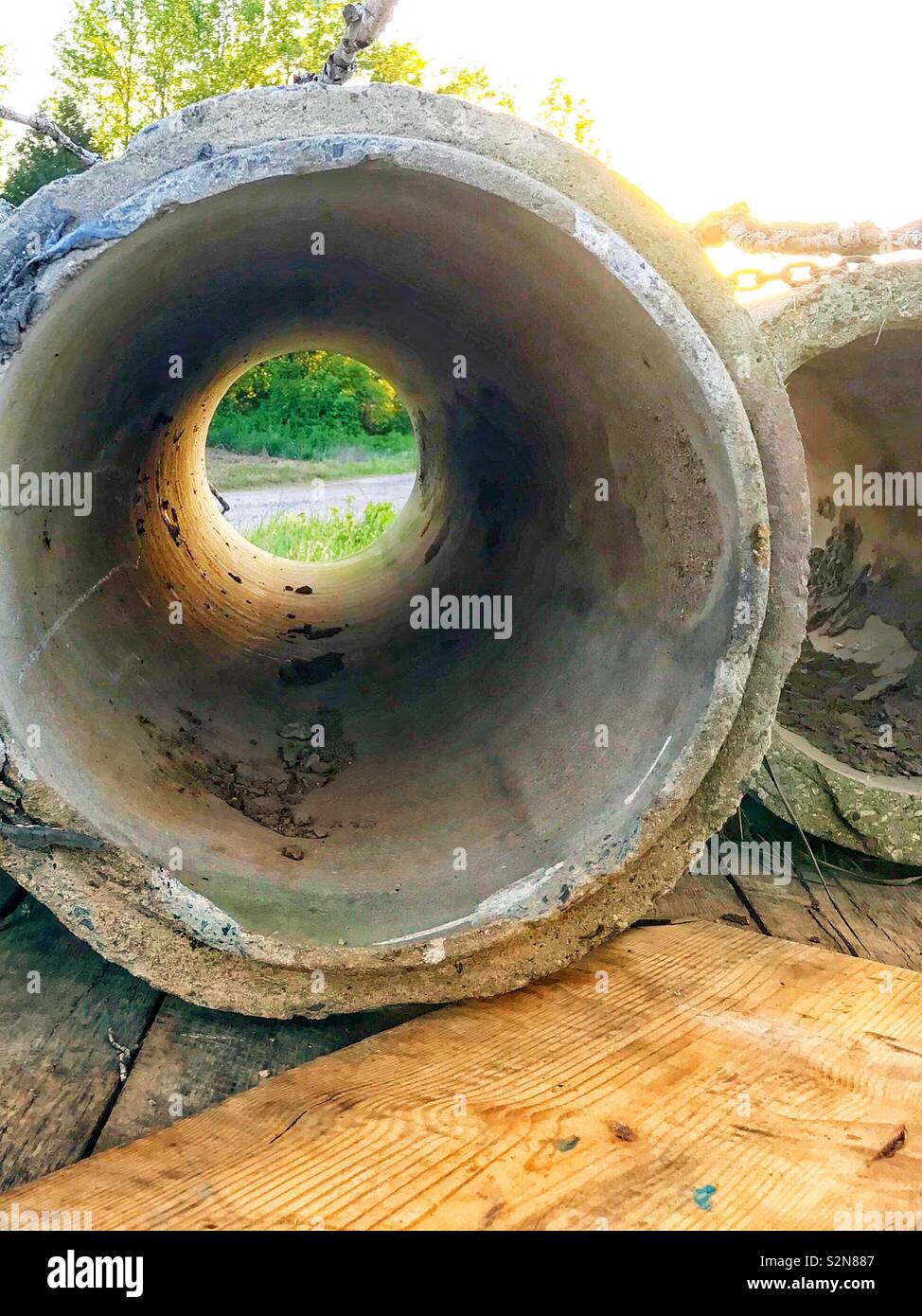 Concrete pipe hi-res stock photography and images - Alamy
