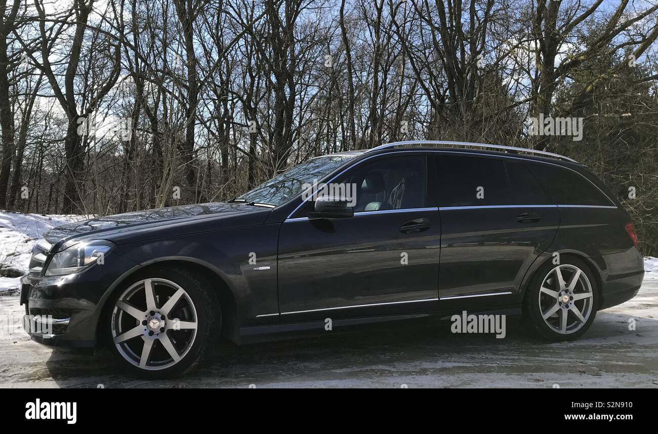 Mercedes benz c class amg hi-res stock photography and images - Alamy