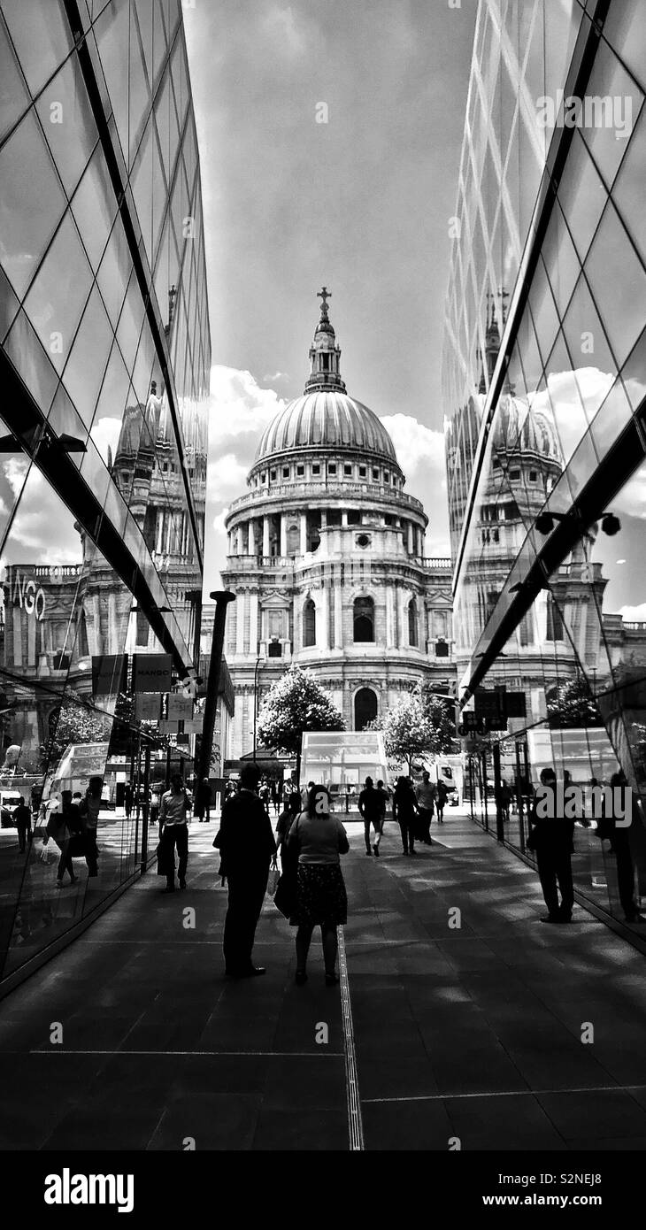 Reflections of St. Paul’s Cathedral. May 2019. - Smartphone Captured Stock Image