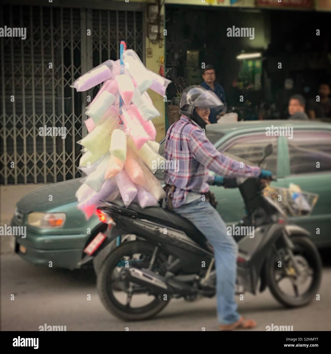 Candy floss delivery Stock Photo Alamy