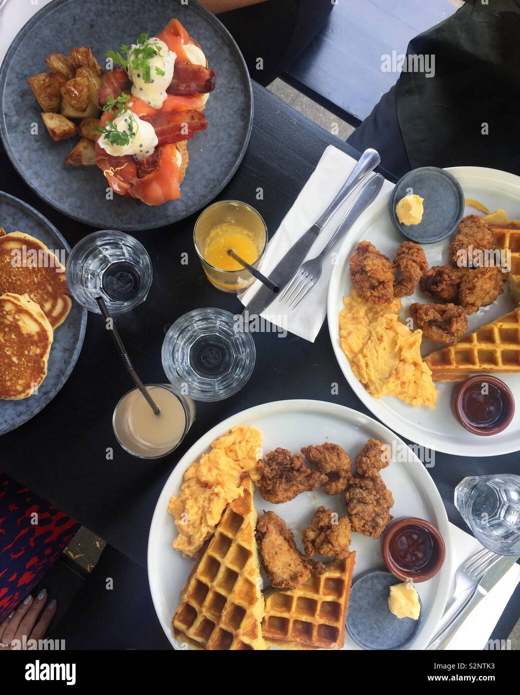 Chicken And Waffles High Resolution Stock Photography And Images Alamy