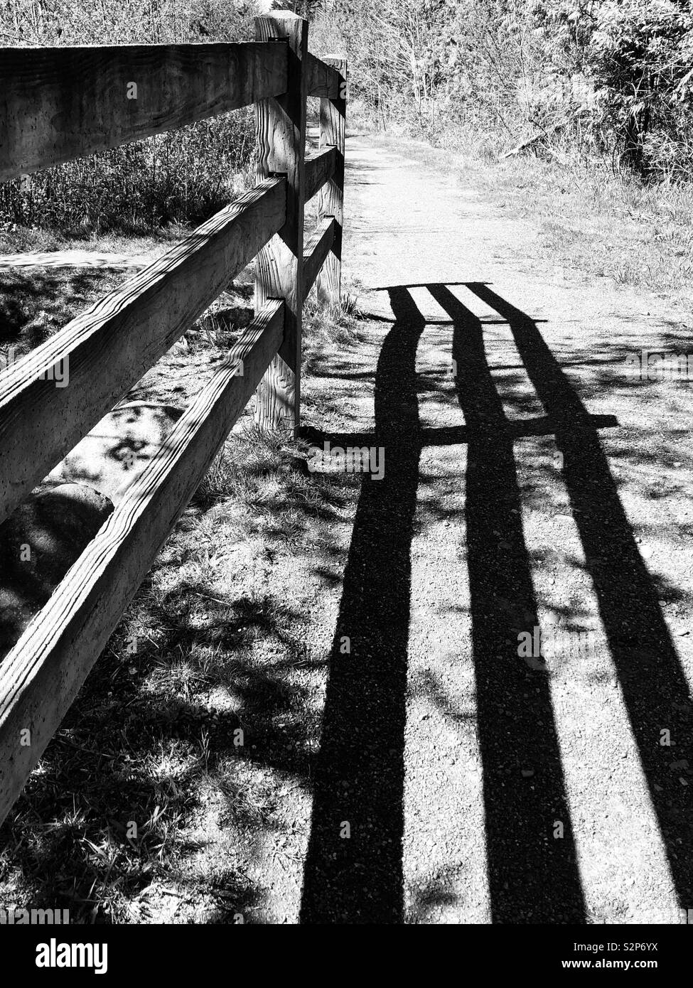 Farmer fence Black and White Stock Photos & Images - Alamy