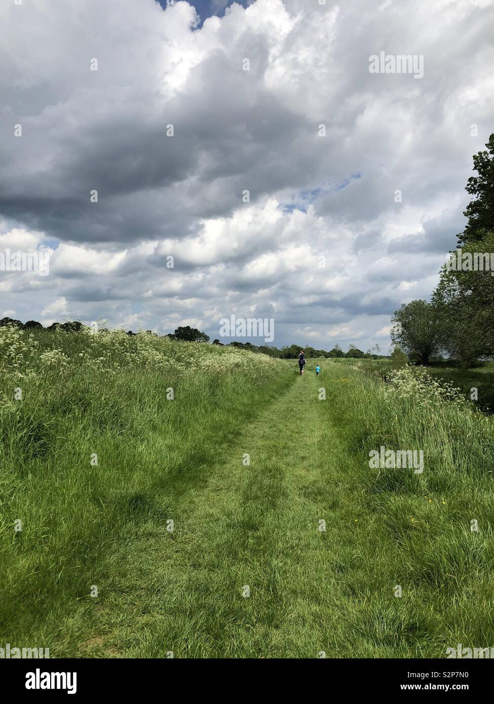 Riverside walk family countryside near Bodiam Robertsbridge East Sussex Stock Photo