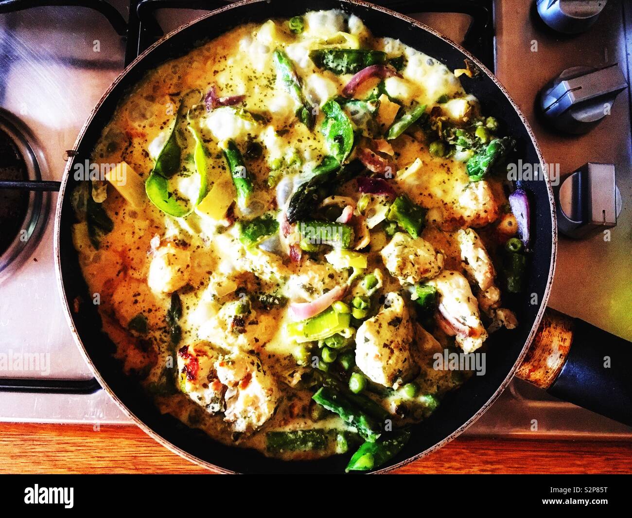 Homemade Thai Green chicken curry Stock Photo - Alamy