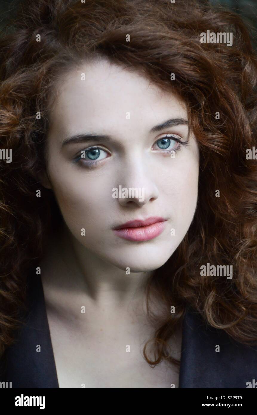 Auburn beauty hi-res stock photography and images - Alamy