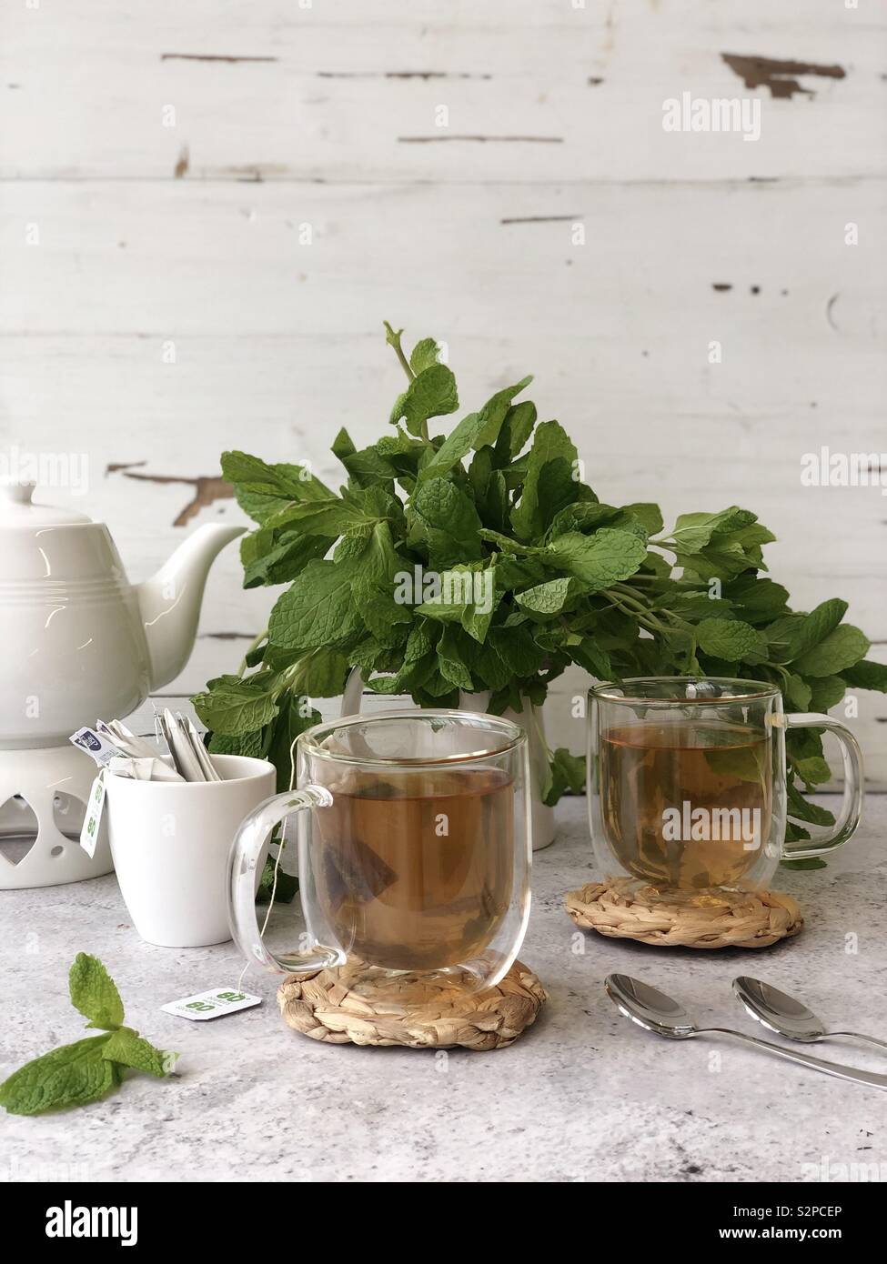 Mint Green tea Stock Photo Alamy