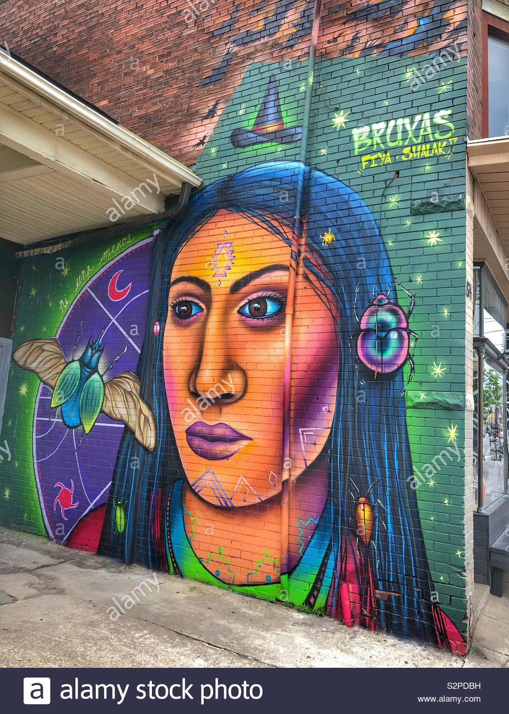 Urban street art in Toronto, Canada Stock Photo Alamy