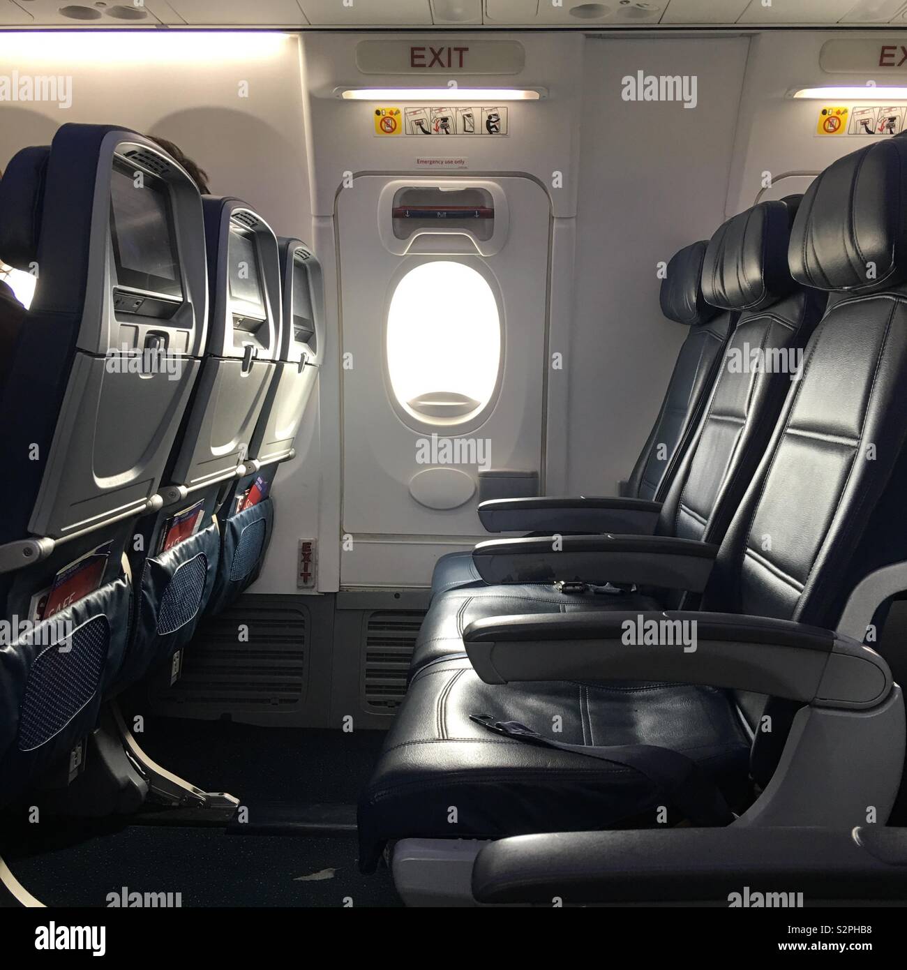 MILWAUKEE, WI, MAY 2019: view of empty seats in exit row on a Delta  Airlines Boeing 737-900ER. Square composition Stock Photo - Alamy