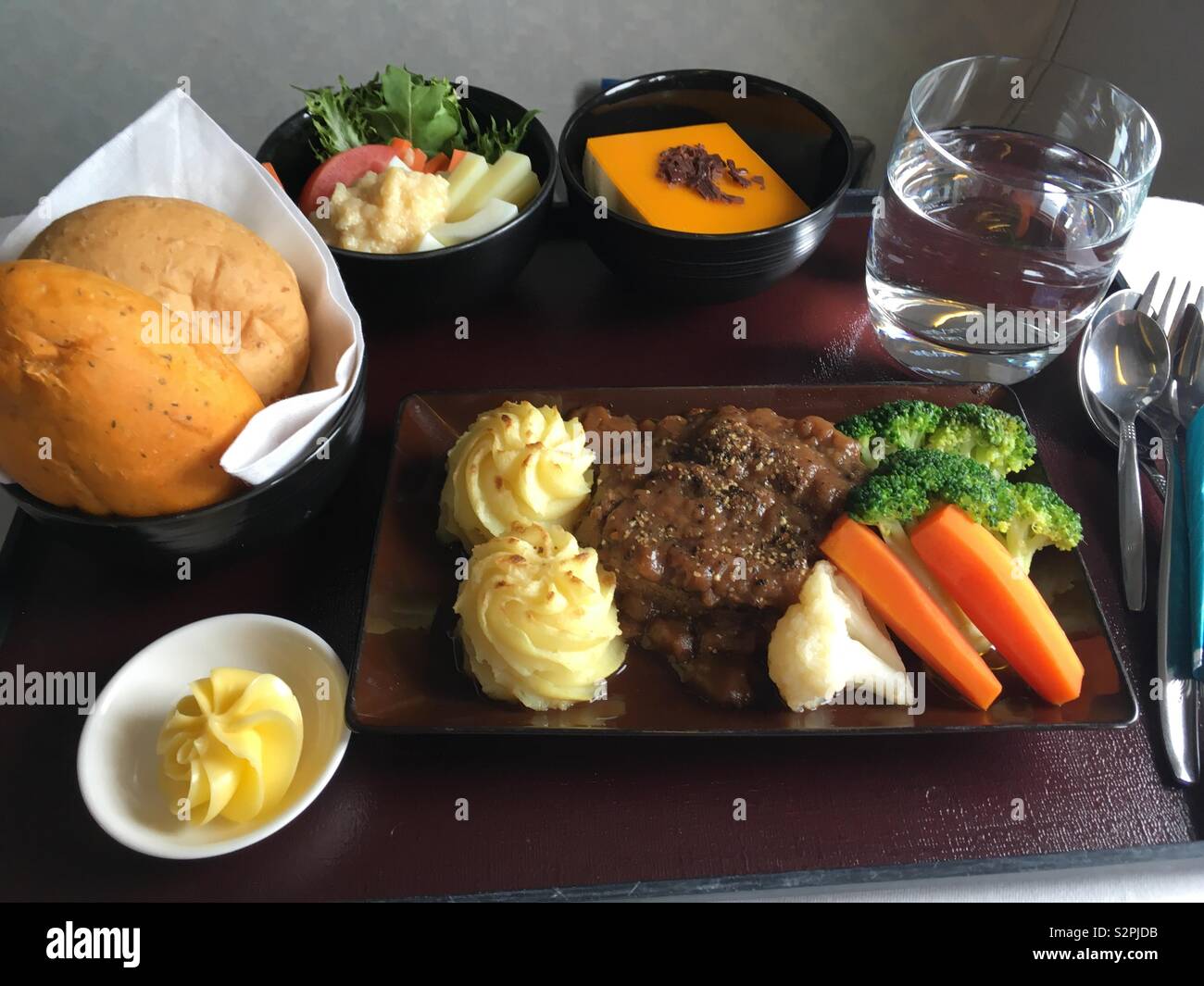 Airline business class hi-res stock photography and images - Alamy