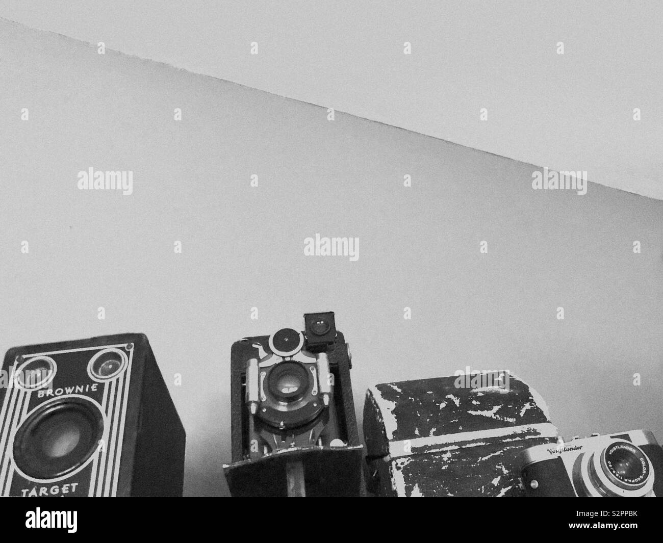 Vintage cameras Black and White Stock Photos & Images Alamy