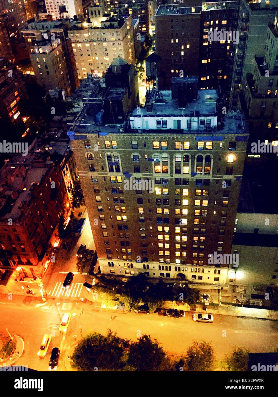 The intersection of E. 35th St. and Park Avenue in the Murray Hill neighborhood of Manhattan, NYC, USA - Smartphone Captured Stock Image