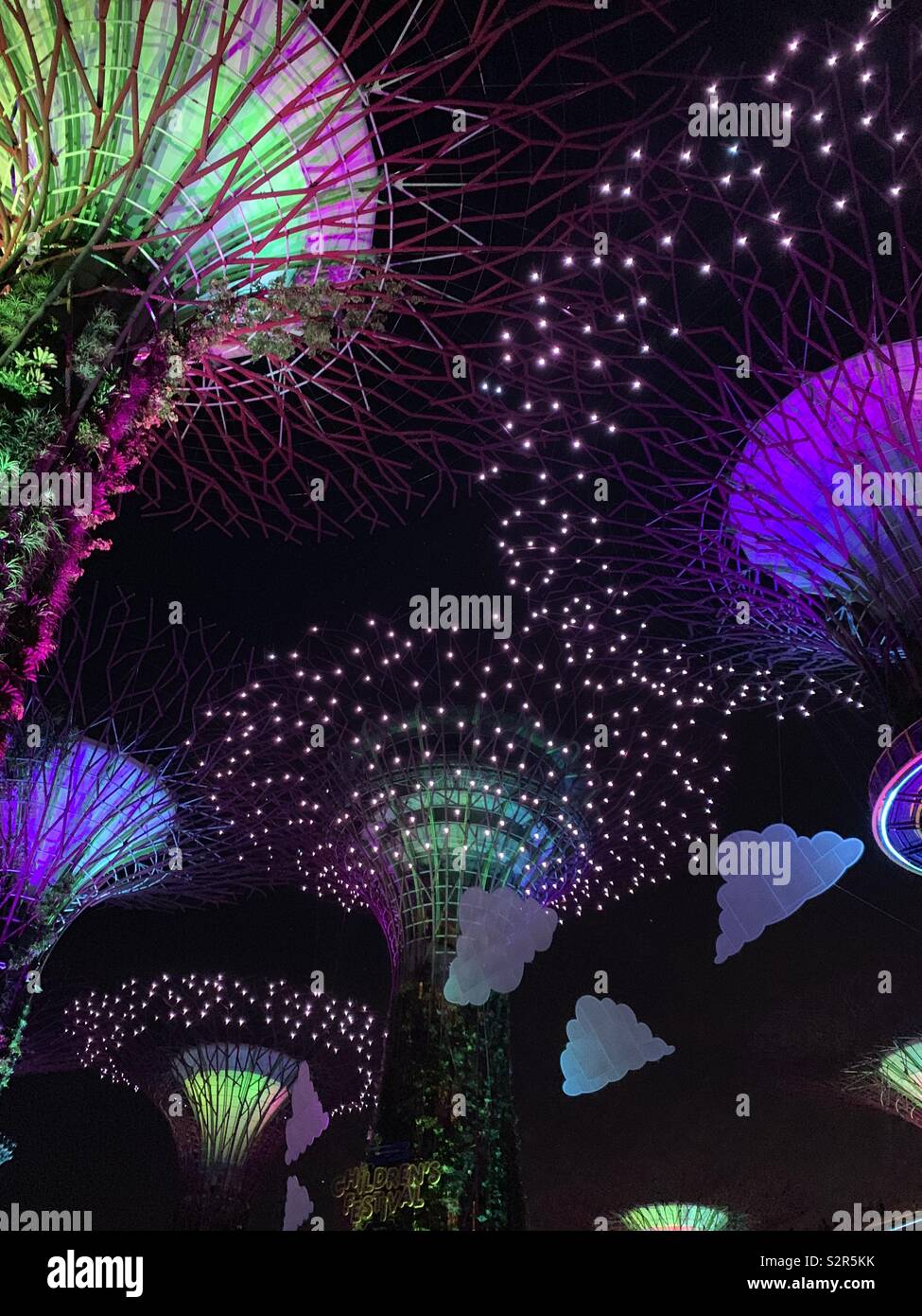 Super trees lighting up at gardens by the bay light show in Singapore