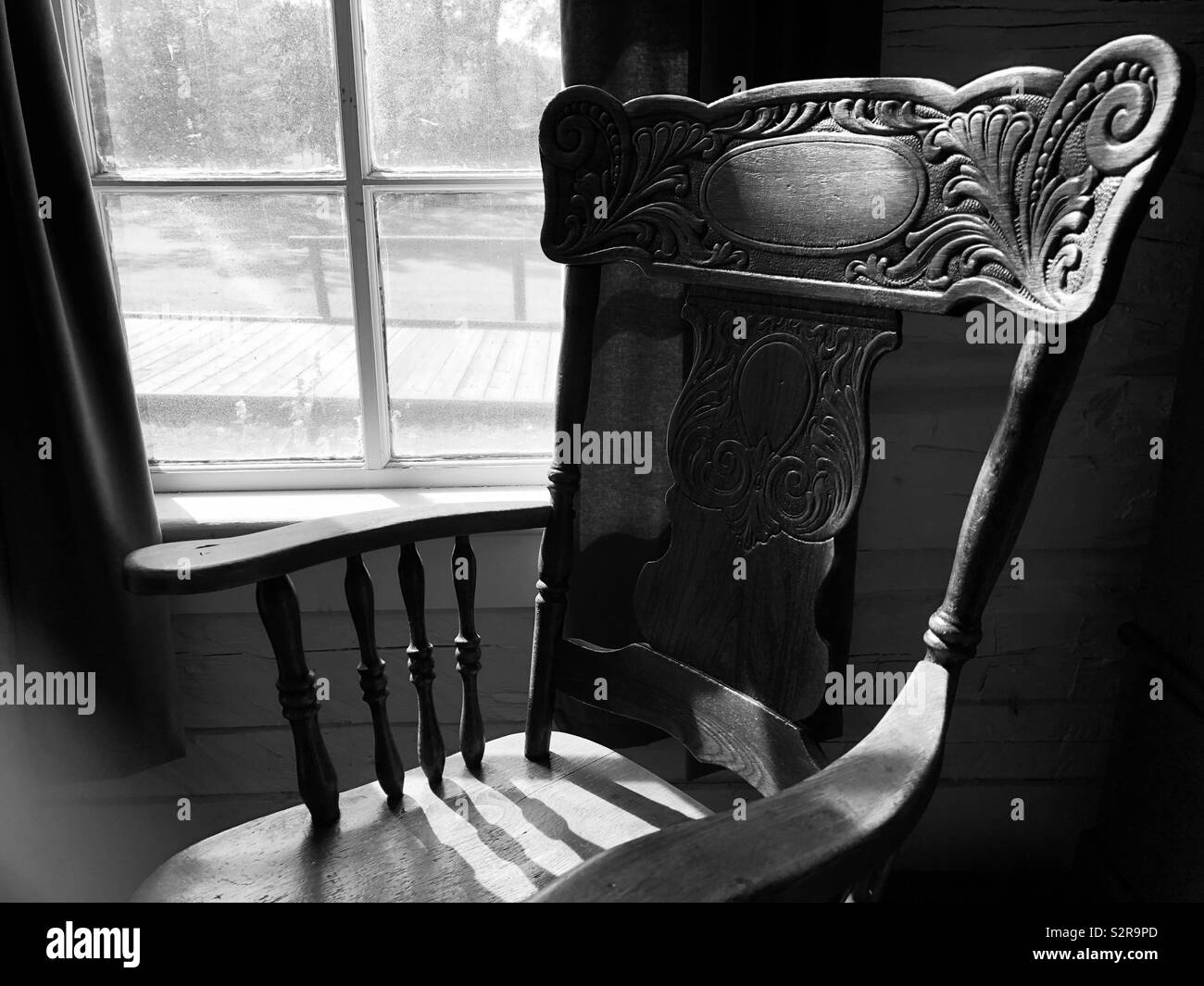 Black and white rocking chair hot sale