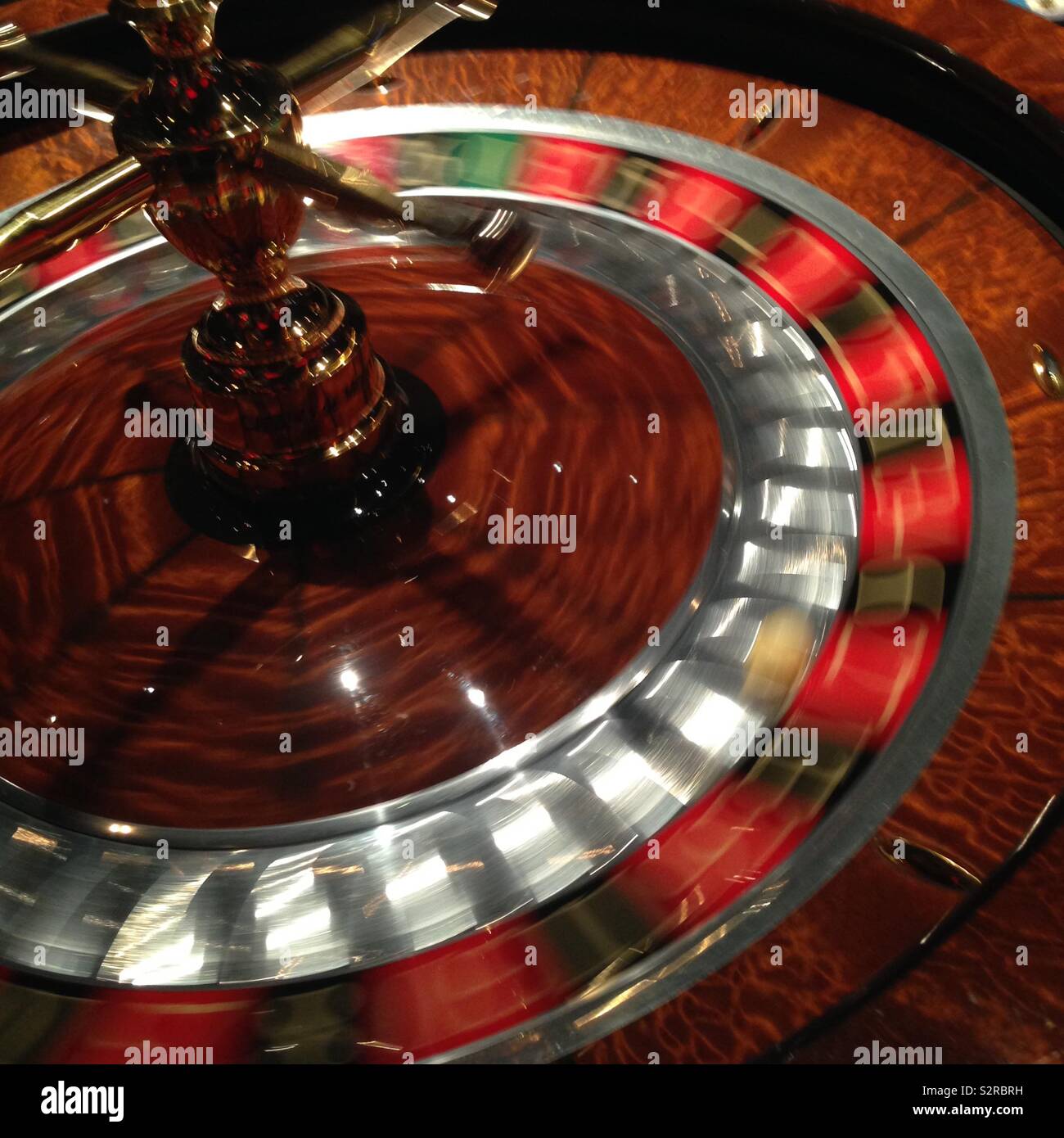 Ball in motion hi-res stock photography and images - Alamy