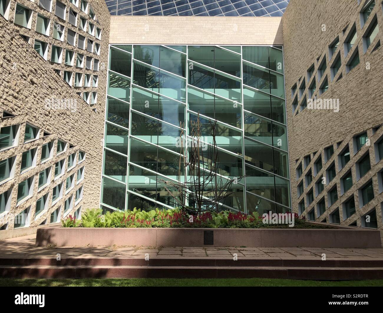 Exterior architecture of Edmonton City Hall Stock Photo Alamy