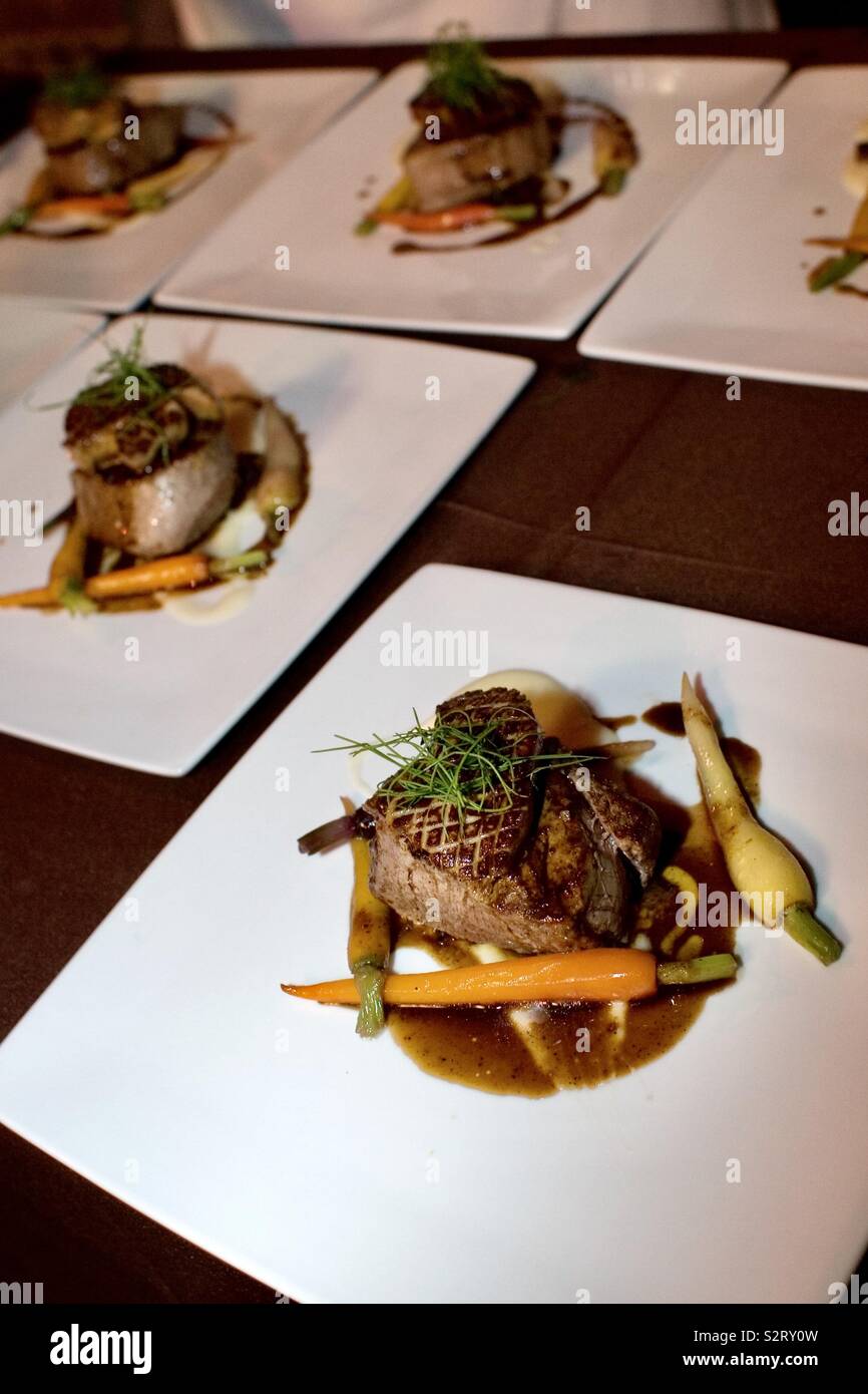 Fancy plates for restaurants deals