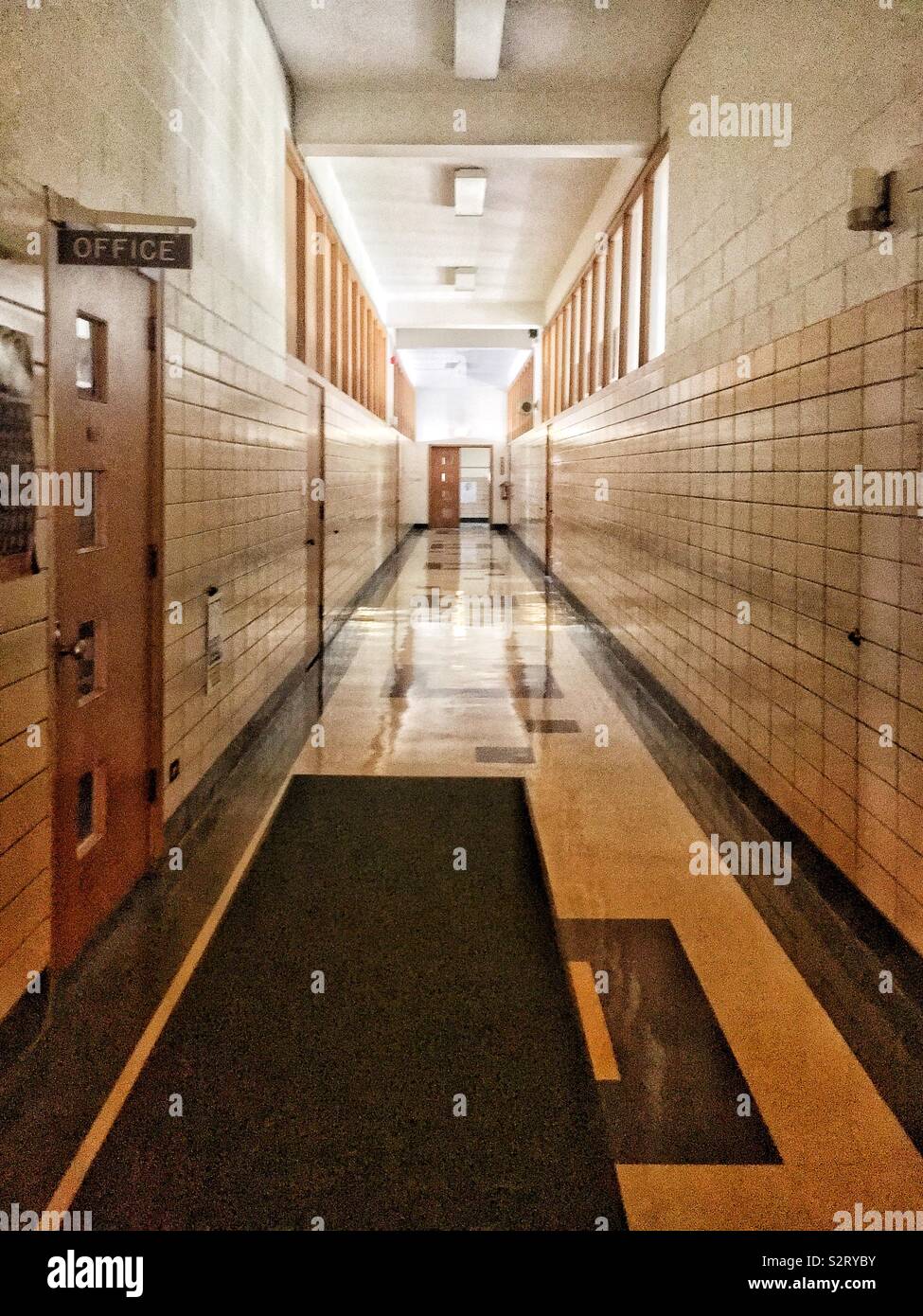 School Hallway Stock Photos School Hallway Stock Images Alamy