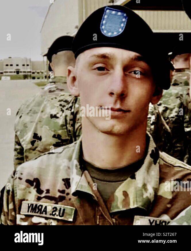 Army beret hi-res stock photography and images - Alamy