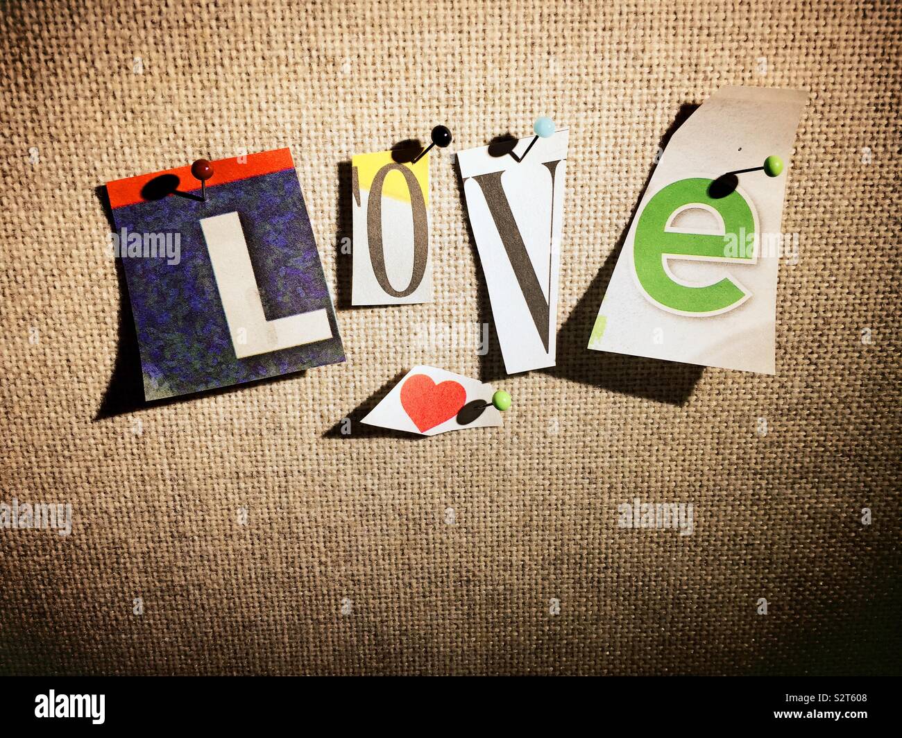 Newspaper letters ransom hi-res stock photography and images - Alamy