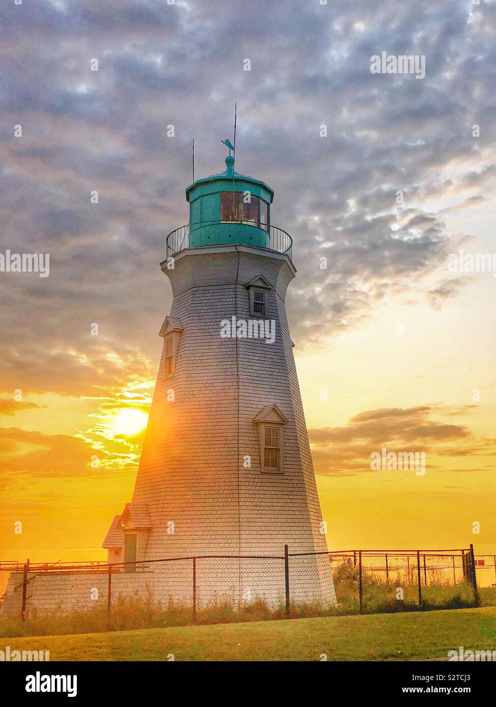 Heritage lighthouse in Port Dalhousie, Ontario Stock Photo Alamy