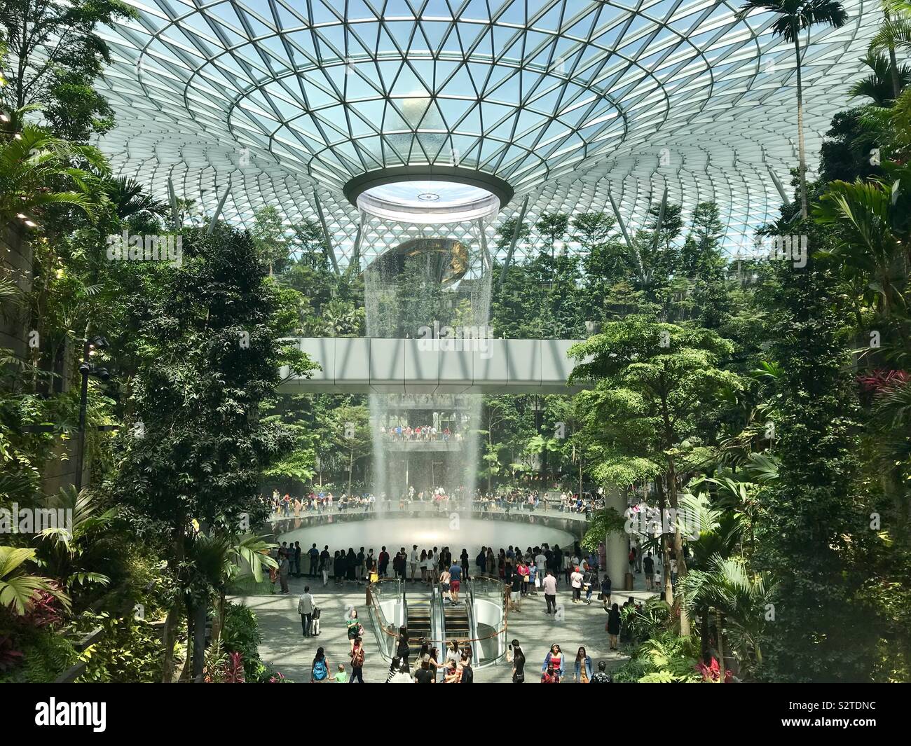 Changi airport terminal 4 hi-res stock photography and images - Alamy