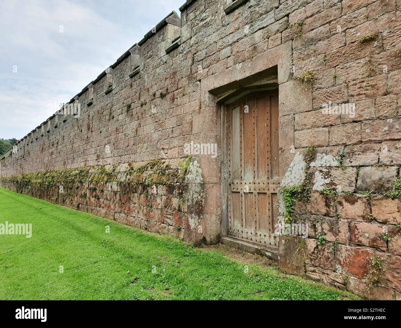 Castle wall gate Stock Photo Alamy