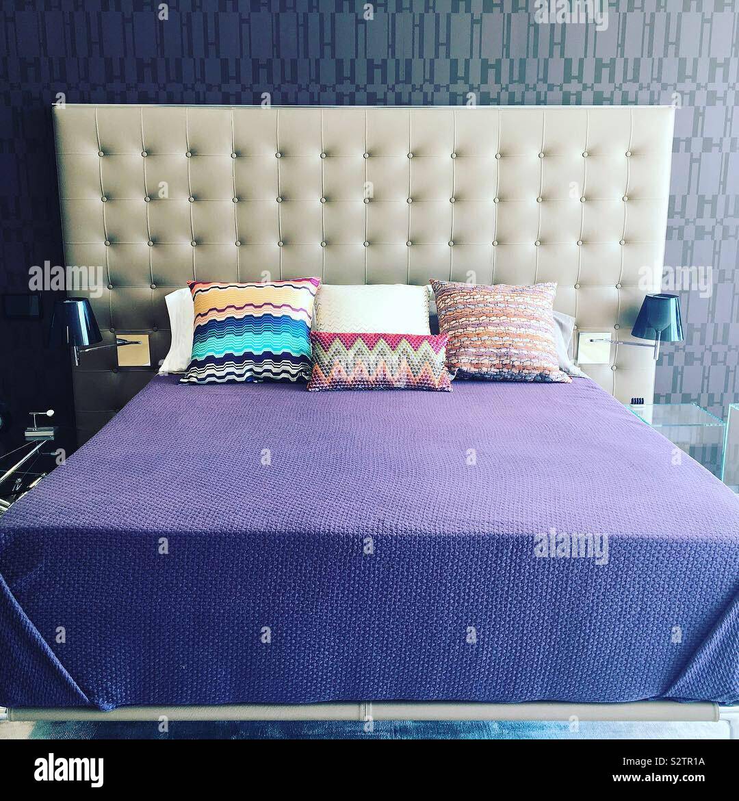 Missing bed, Los Angeles Stock Photo Alamy