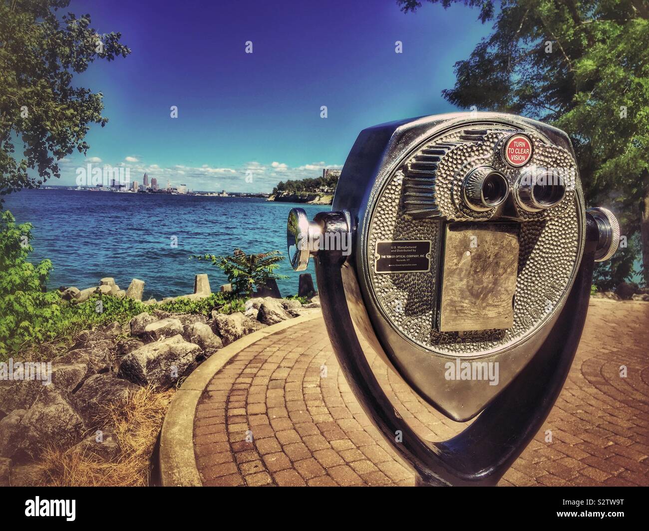 Scenic viewer in Lakewood, Ohio overlooking Lake Erie and the downtown Cleveland skyline - Smartphone Captured Stock Image