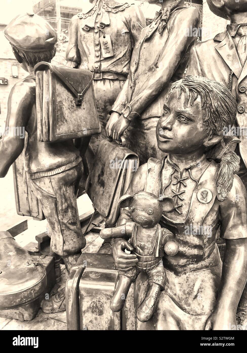 Detail of the poignant Memorial statue ‘Kindertransport- The Arrival’, outside Liverpool Street railway station, City of London, England. Stock Photo