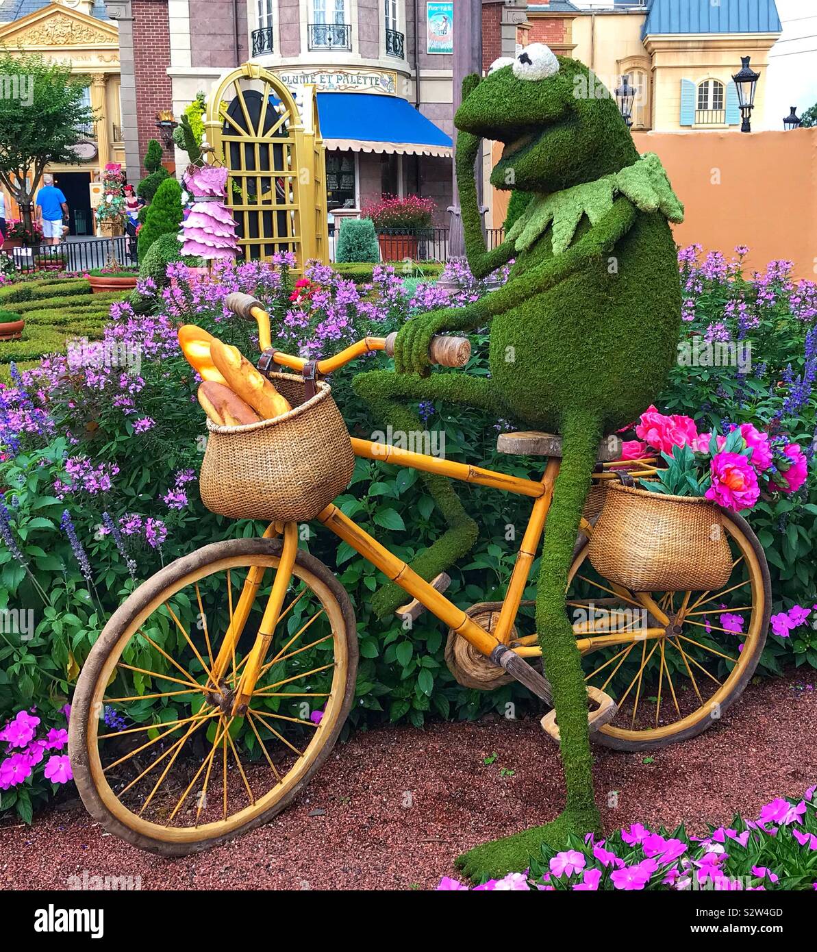 Epcot Flower and Garden Festival 2019 Orlando, Florida - Kermit The Frog On A Bike Topiary - Smartphone Captured Stock Image