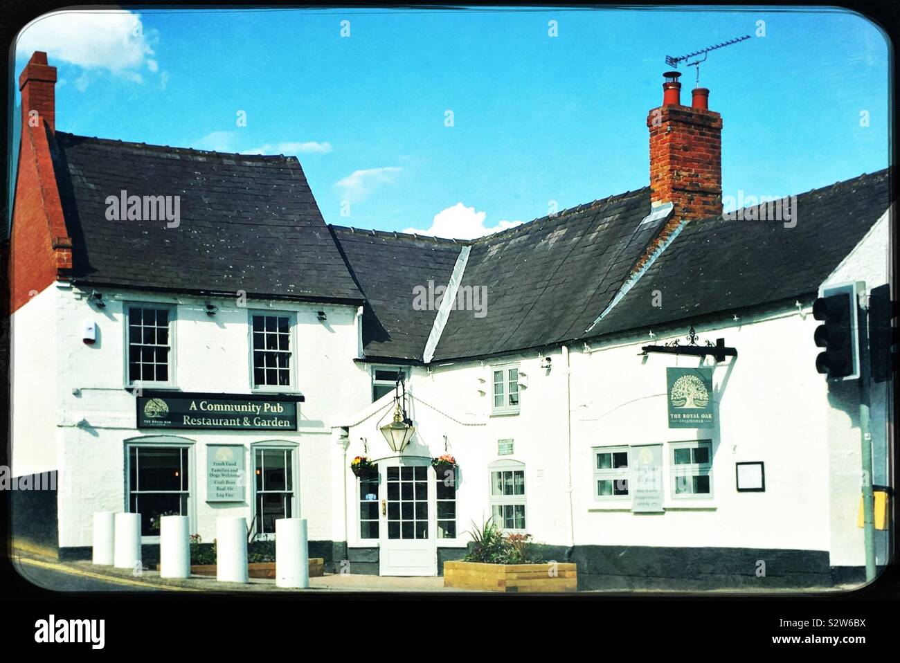 The Royal Oak pub in Collingham, Nottinghamshire Stock Photo