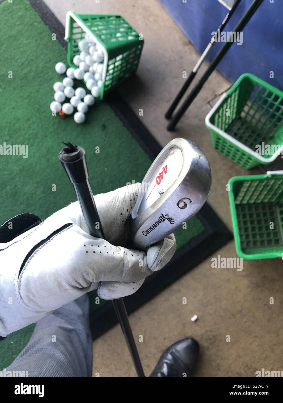 Broken golf club hires stock photography and images Alamy