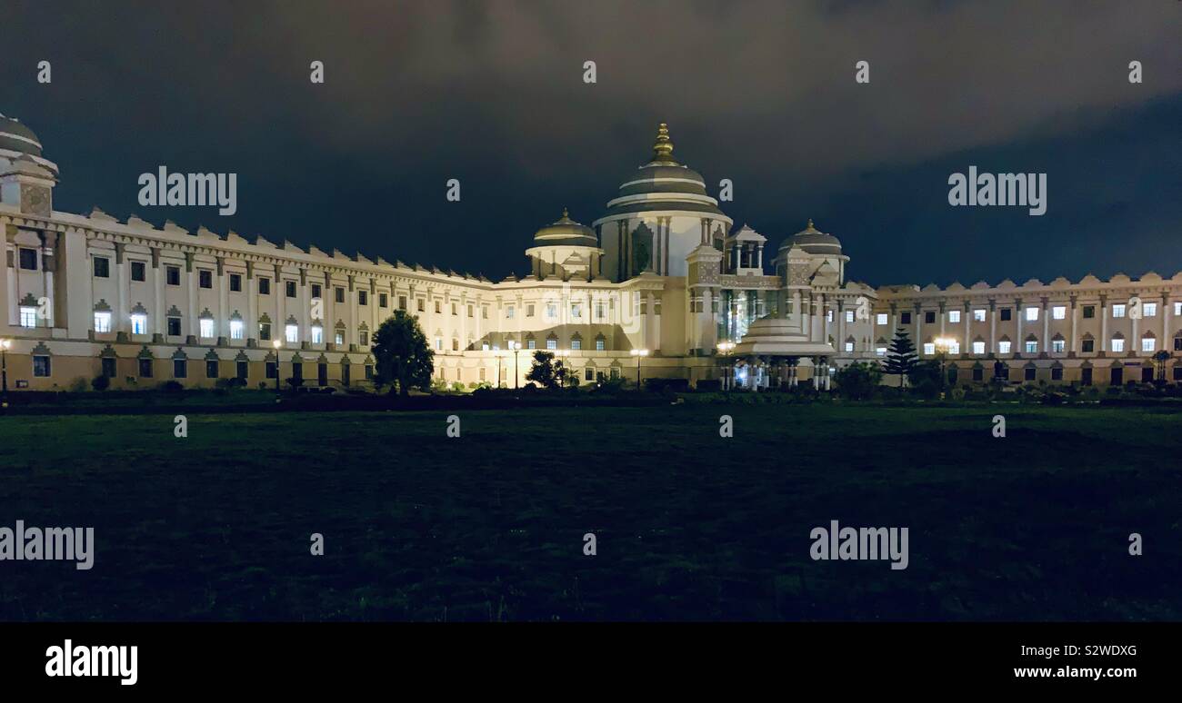 Sri Satya Sai hospital Bangalore Stock Photo Alamy Sri Satya Sai hospital Bangalore Stock Photo Alamy