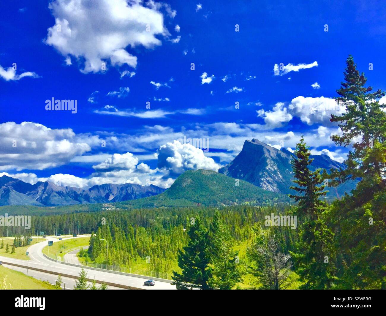 Banff National Park, Rimrock Hotel outdoor patio, Banff, Alberta