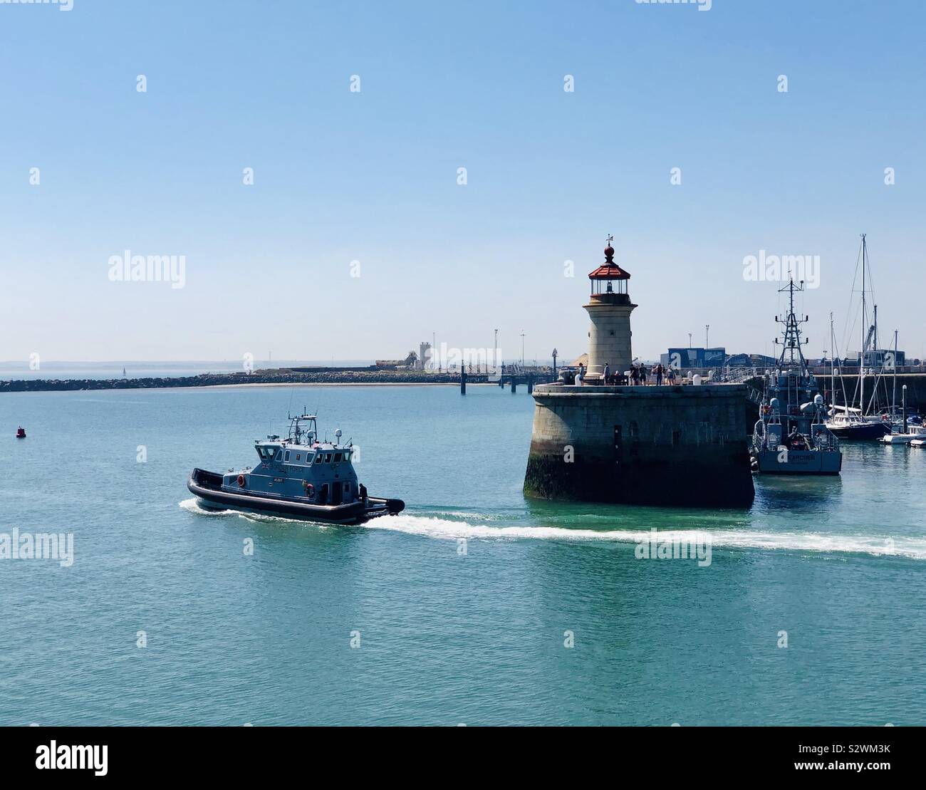 Border patrol boat leaving ramsgate harbour Stock Photo