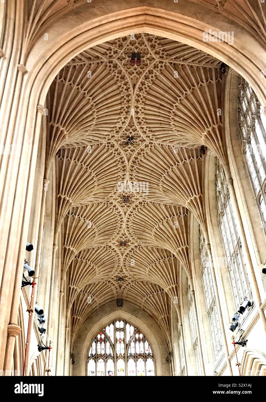 The intricate fan vaulted ceiling of Bath Abbey, Somerset, England ...