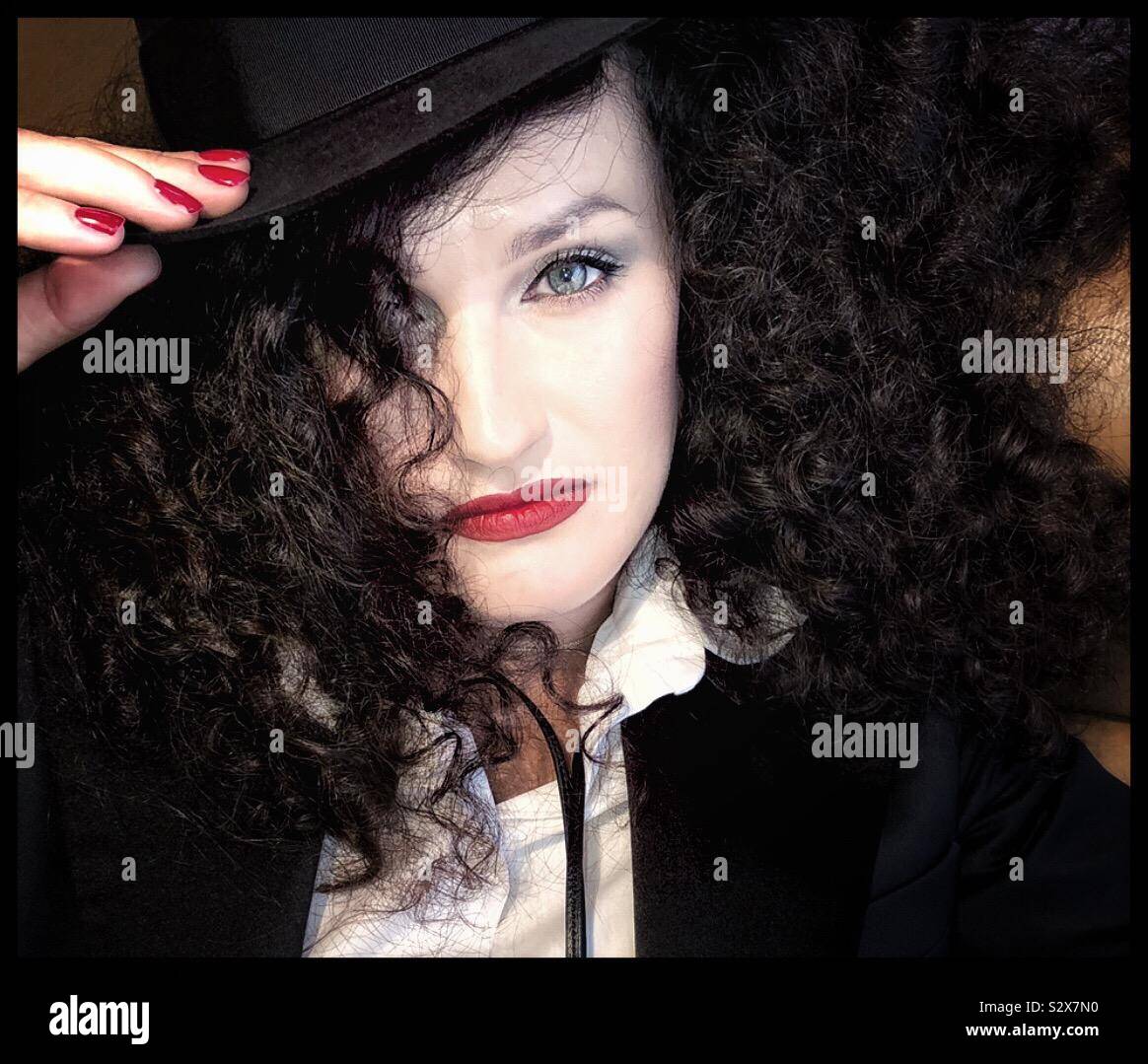 Curly hair model hi-res stock photography and images - Alamy