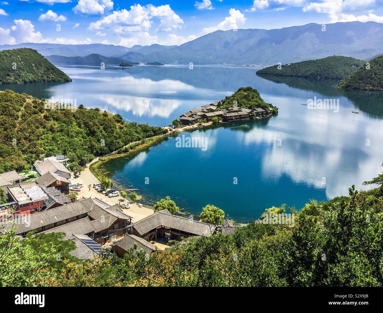 Yunnan plateau hi-res stock photography and images - Alamy