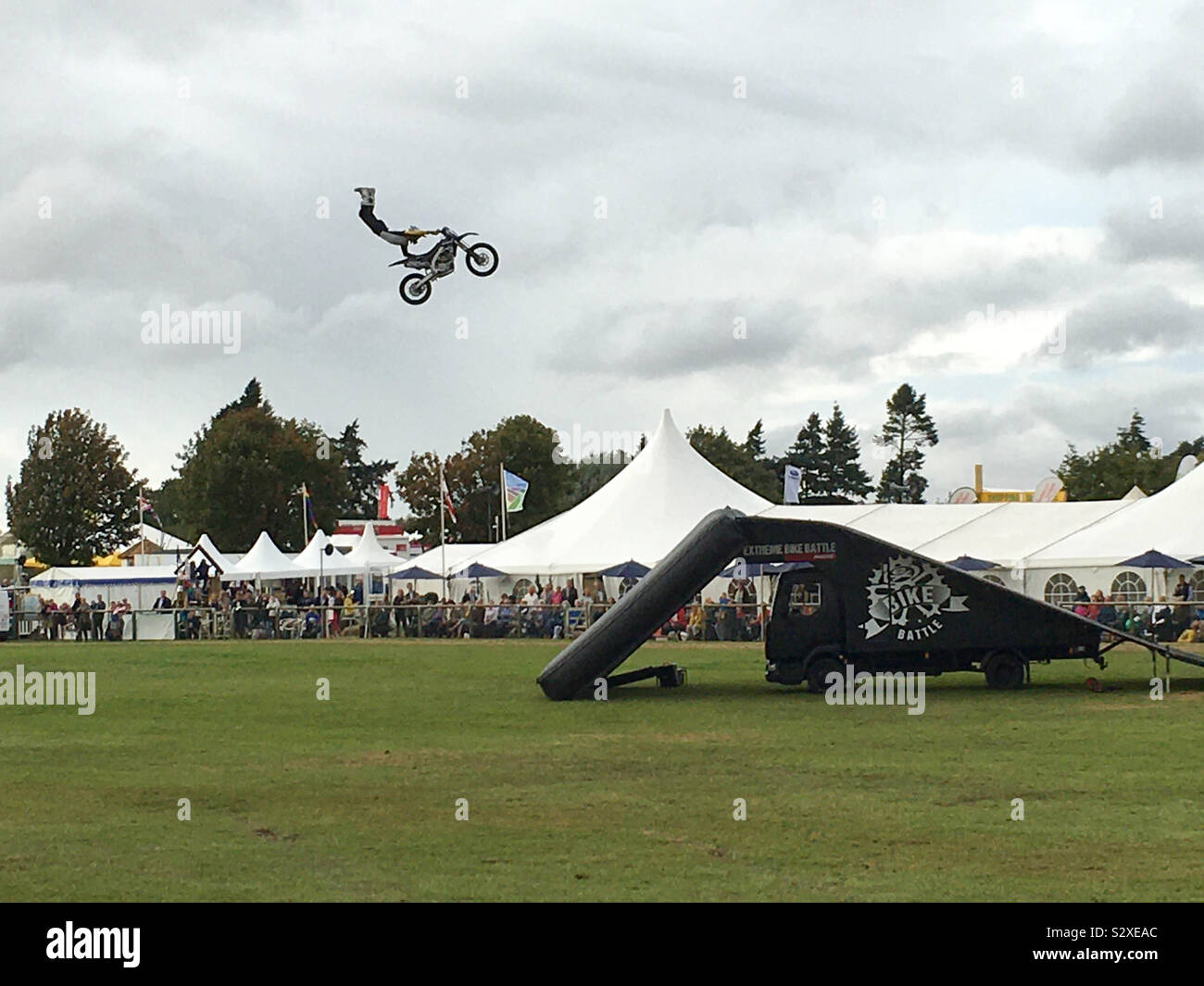 mountain bike battle