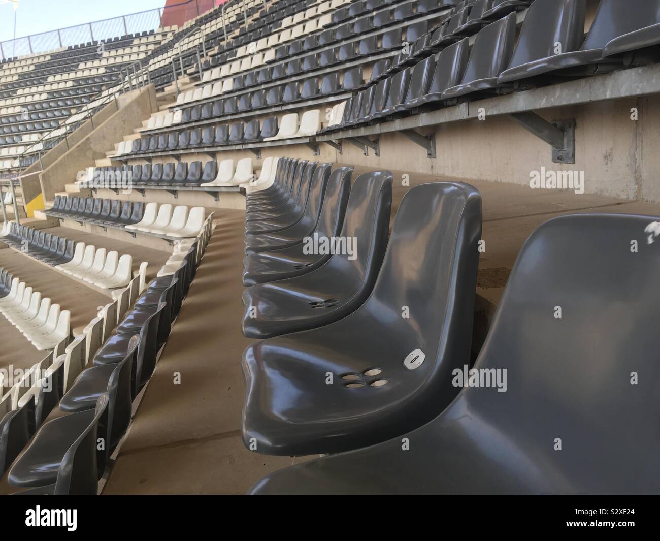 Soccer stadium crowd seating hi-res stock photography and images - Alamy